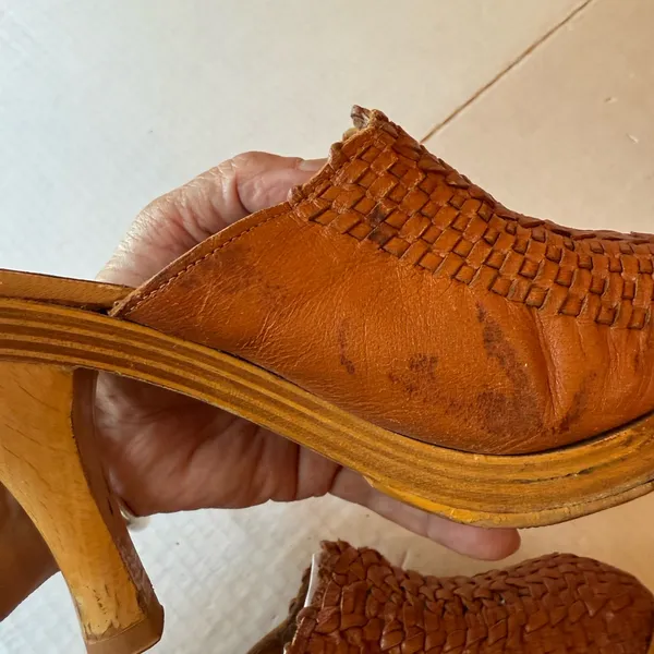 Vintage Nina Leather Mules - Image 10