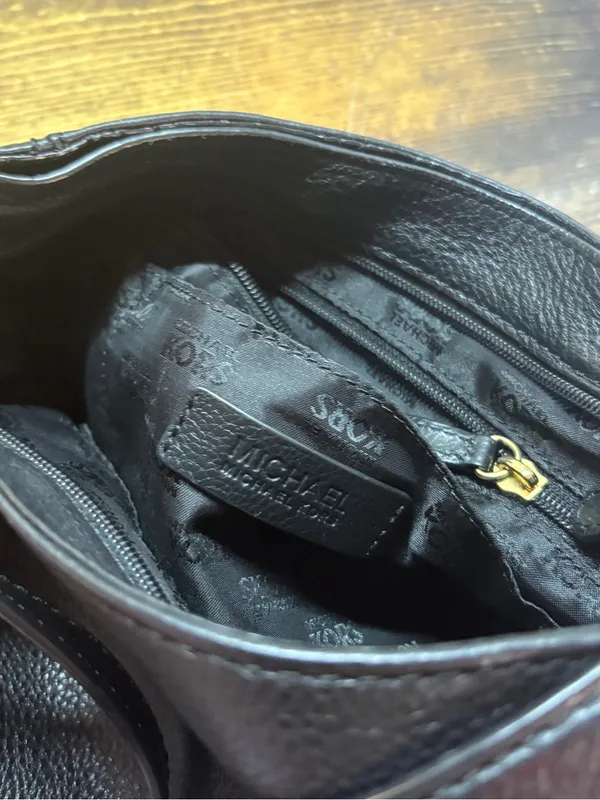 MICHAEL Michael Kors black crossbody purse - Image 7