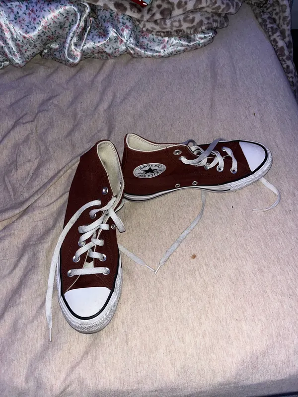 Brown Converse Women’s - Image 2