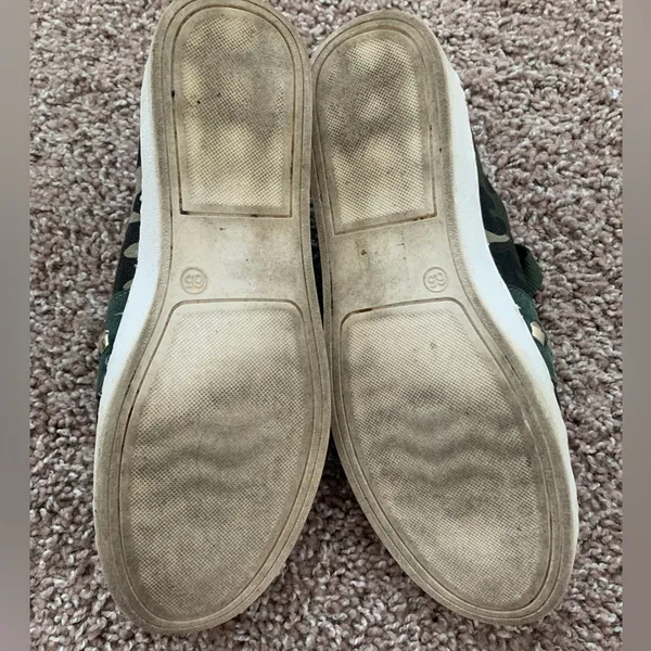 Jack Roger’s camo print slip on sneaker - Image 5