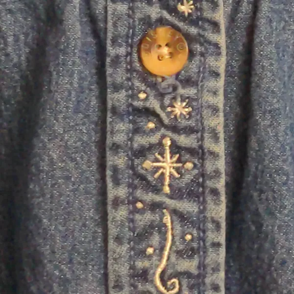 Disney Womens Shirt Dress Blue Denim Long Sleeve Embroidered Winnie The Pooh M - Image 4