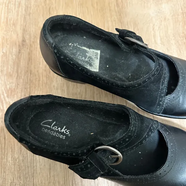 Clarks | Bendables Black Leather Suede Mary Jane Heels Buckle Brogue Pumps, 6.5M - Image 5