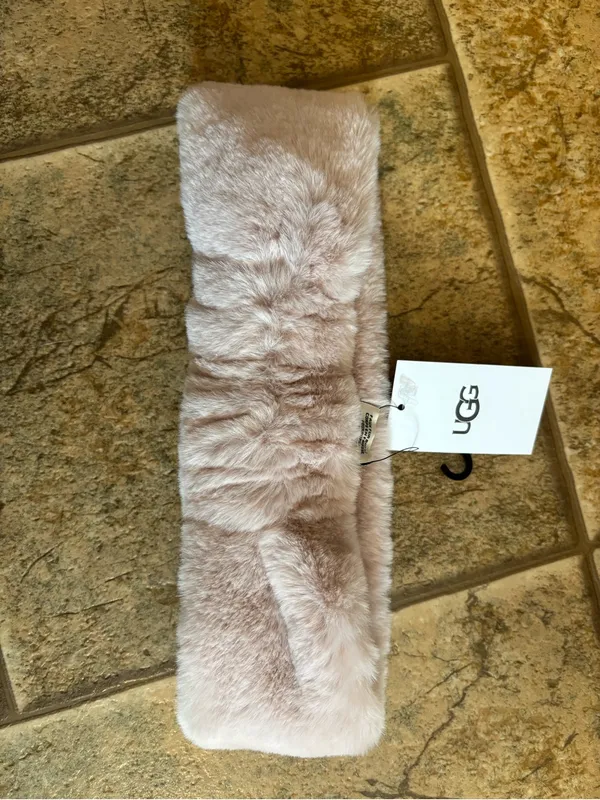 NWT UGG women’s Faux Fur Headband OS - Image 2