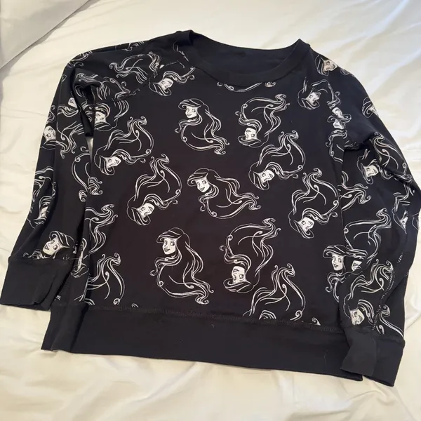 Disney The Little Mermaid Ariel Sweatshirt Long Sleeve Black Reversible Womens M - Image 5