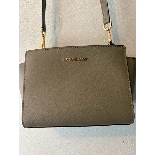 Michael kors green crossbody bag - Image 2