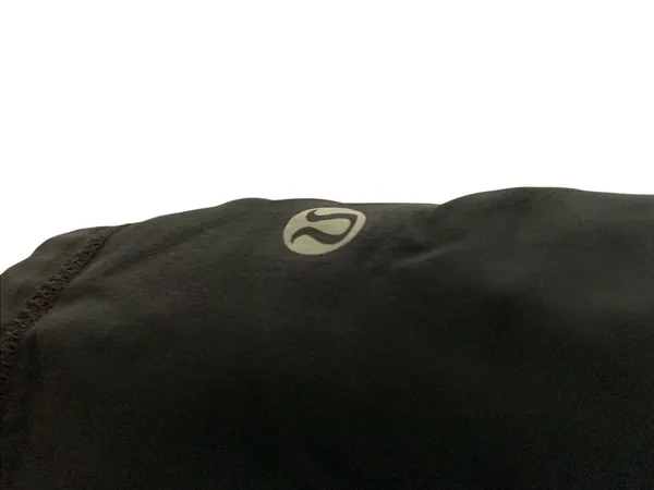 Lululemon shorts gym athletic black women's size 6 - Image 3