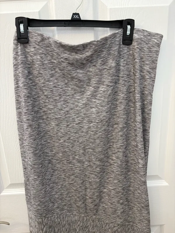 NWOT G.I.L.I. Gray size XL skirt - Image 6
