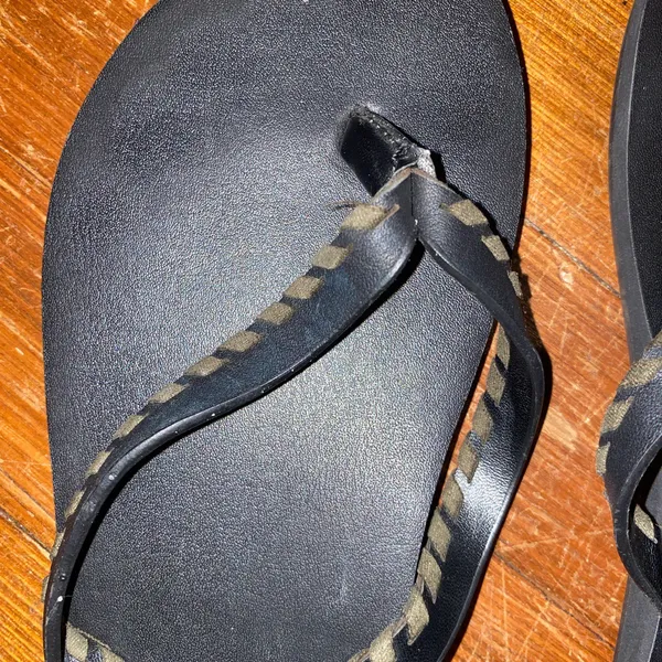 American Eagle Flip Flops - Image 3