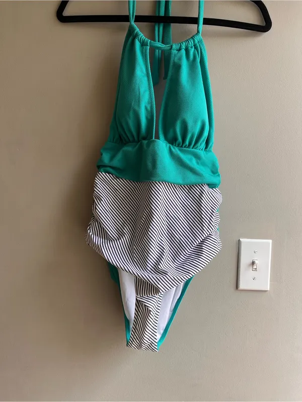 Cupshe Turquoise Halter One-Piece Swimsuit with Striped Bottom - Image 5