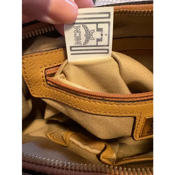 MCM Aren Hobo in Visetos Coated Canvas - Cognac - Image 11