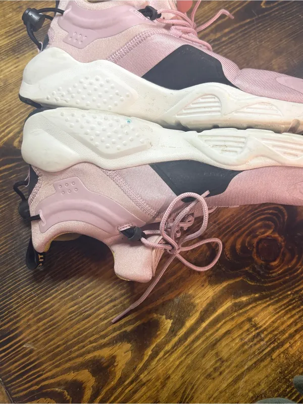 Nike Air Plum Chalk Huarache Sneakers Size 11‎ - Image 6
