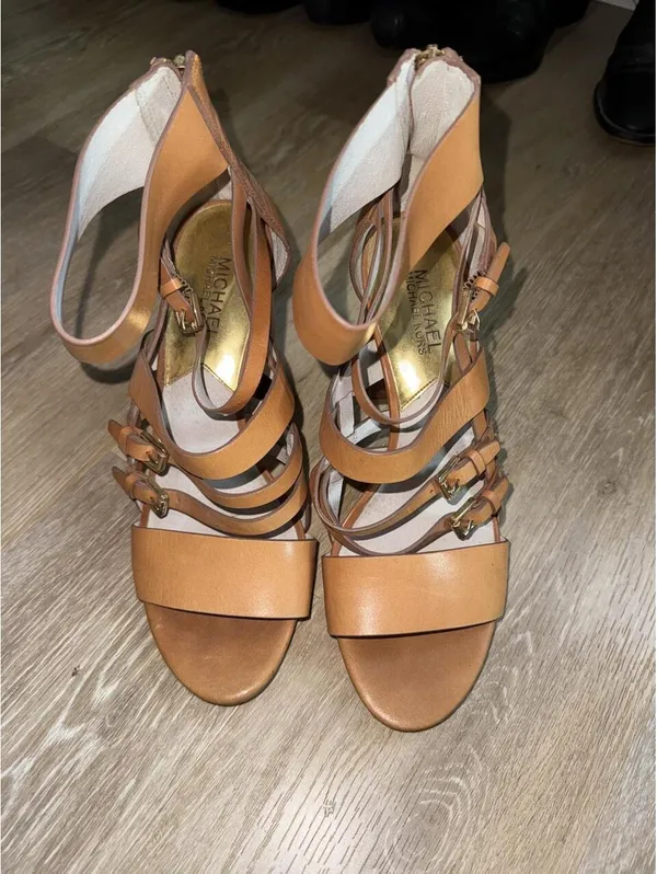 Michael Kors Winston leather strappy block-heel sandals - Image 2
