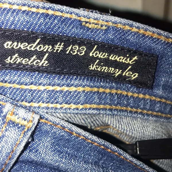 Size 26 Citizens of Humanity Avedon style 133 Jeans - Image 5