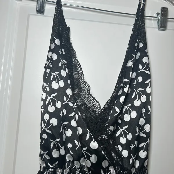 Victoria's Secret Black White Cherry Print Satin Lace Teddy Bodysuit Small - Image 2