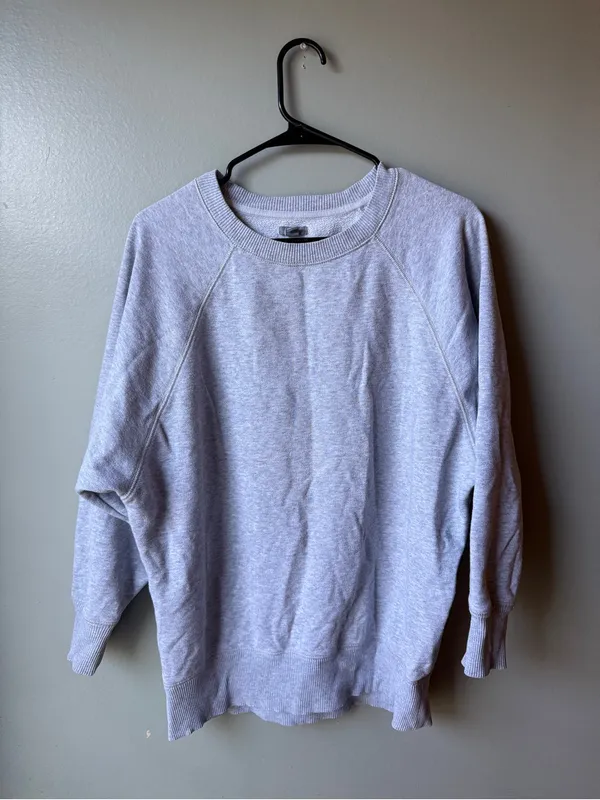 Aerie Women’s Small Gray Oversized Crewneck Sweatshirt Cozy Pullover - Image 2