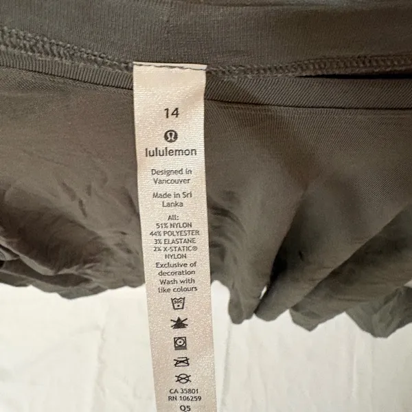 lululemon athletica swiftly tech long sleeve 2.0 race gray NWT - Image 3