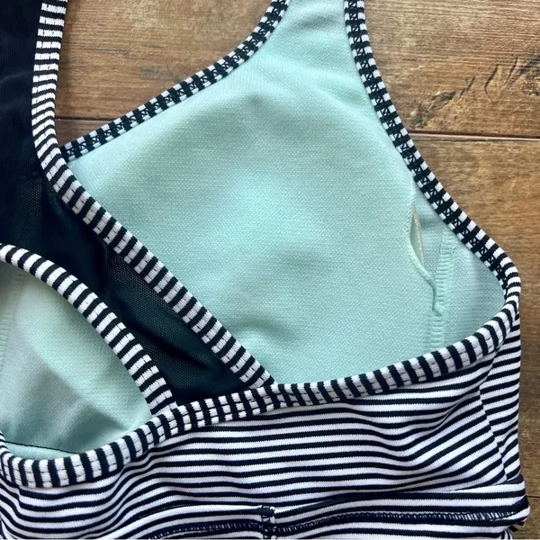 Nike Athletic Sleeveless Racerback Striped Workout Tank Top Size Large - Image 7