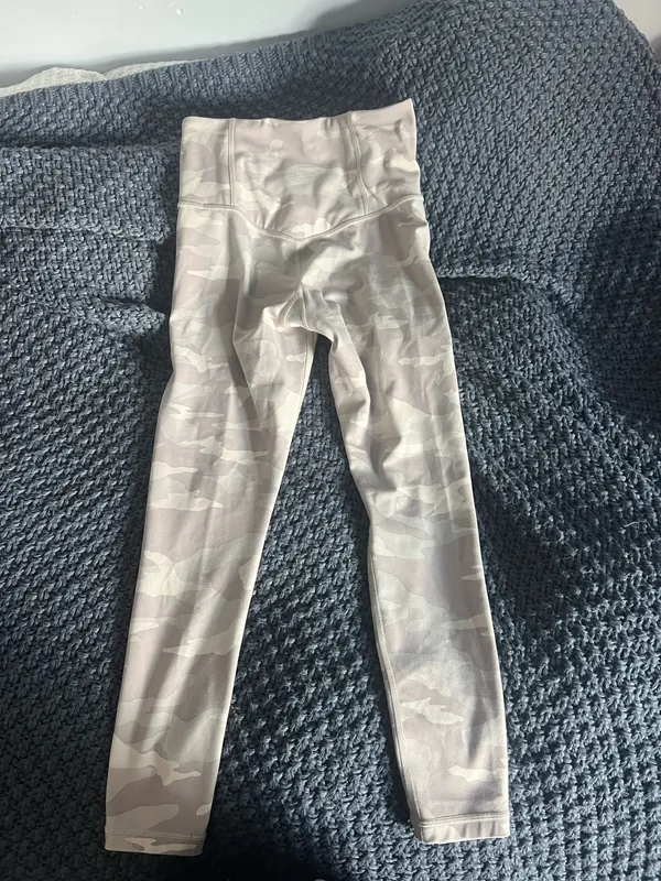Athleta Leggings 7/8 - Image 2