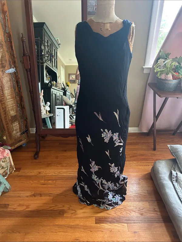 Vintage 1900’s Lola P. Black Beaded Floral Maxi Dress - Sleeveless | Size Large - Image 5