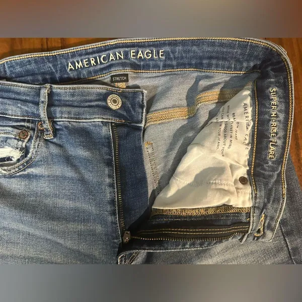 American Eagle Super Hi-rise Flare Jeans - Image 4
