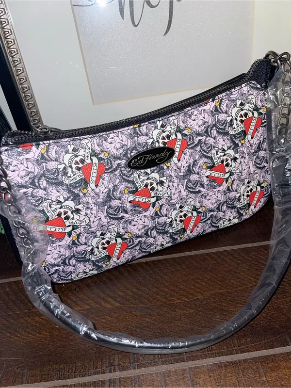 NWT!! Ed Hardy “Love Kills Slowly” Pink Tattoo-Print Crossbody Shoulder Bag - Image 2
