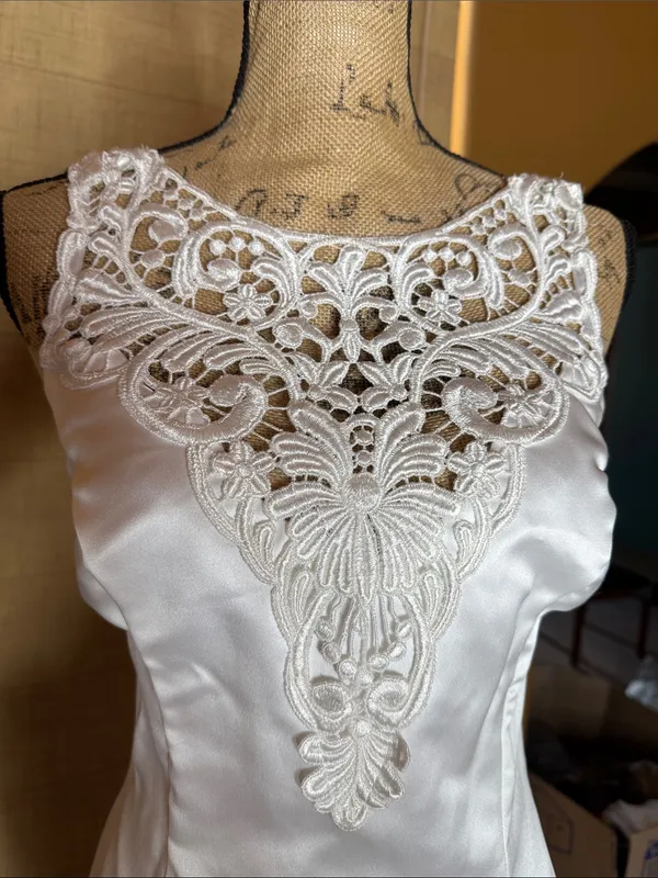 Vintage Jessica McClintock Bridal Gown White Satin Lace Neckline Train Size 6 - Image 3