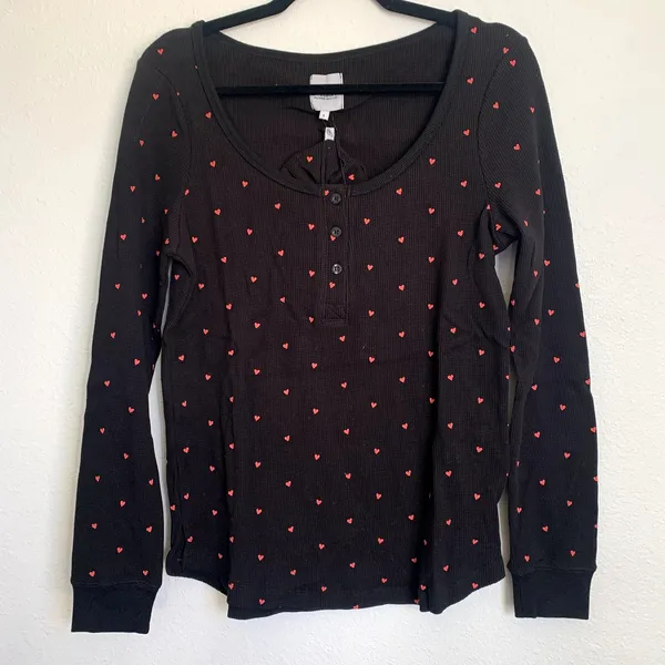 NWT‎ Revolve Plush Thermal Heart Pajama Scrunchie Set in Black Red - Image 3