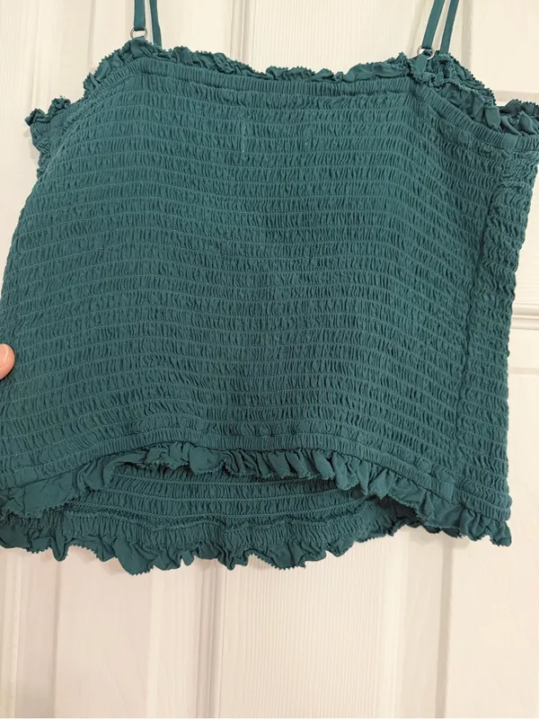 Abercrombie & fitch green smocked tank top ruffle top & bottom size large crop - Image 7