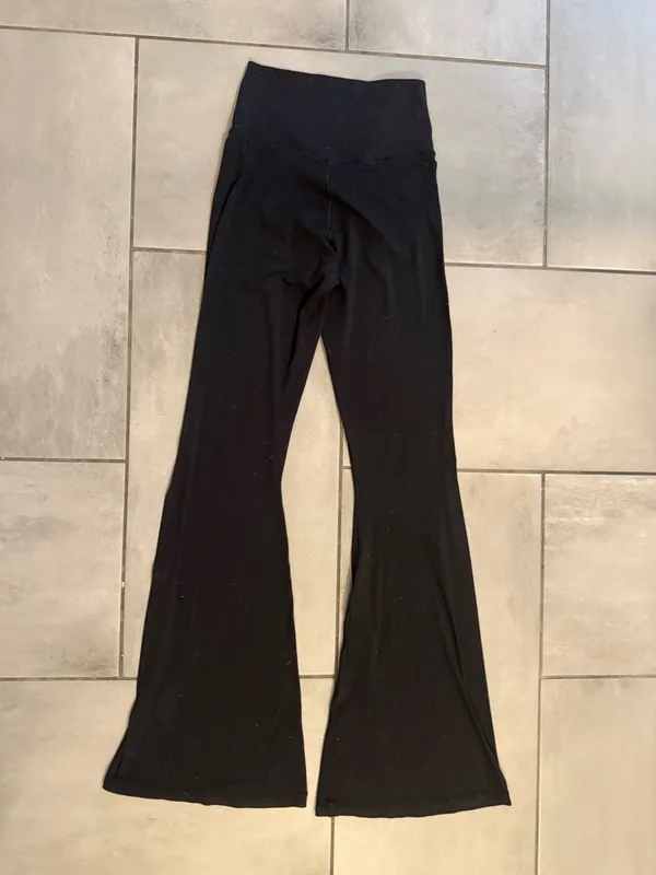 OFFLINE By Aerie Real Me High Waisted Crossover Flare Legging - Image 3