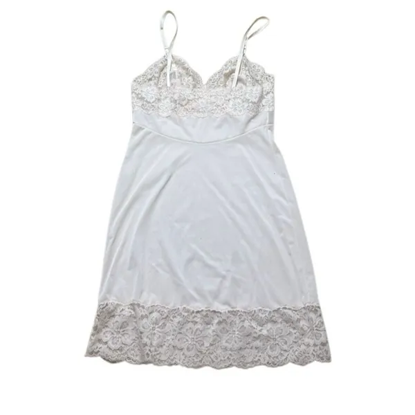 Vintage Vanity Fair Blush Pink Lace and Nylon Slip Dress size 34 / Small - Image 2