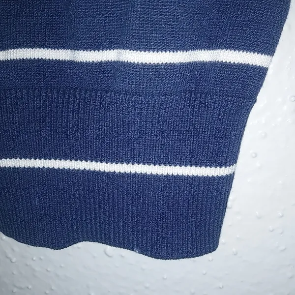 August Silk Knits S Sleeveless Knit Navy Striped Top - Image 6