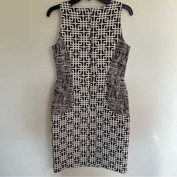 NWT Women's Julian Taylor Brown‎ White Geometric Pattern Shift Dress Size 6 - Image 11