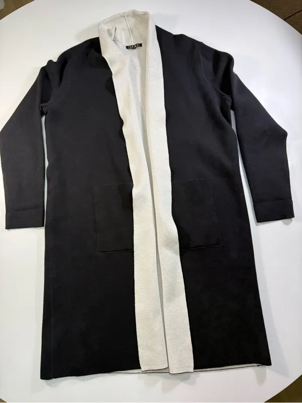 IMAN Cotton Blend Black Cardigan with White Interior - Image 2
