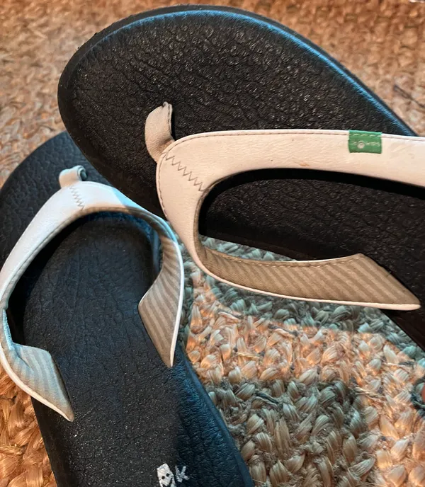 Summer flip flops Black Size 9 - Image 4