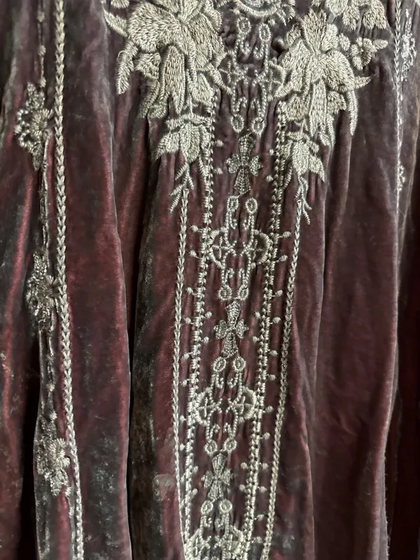 Johnny Was Velvet Embroidered Tunic Top XS Purple & Teal Rayon/Silk Blend - Image 6