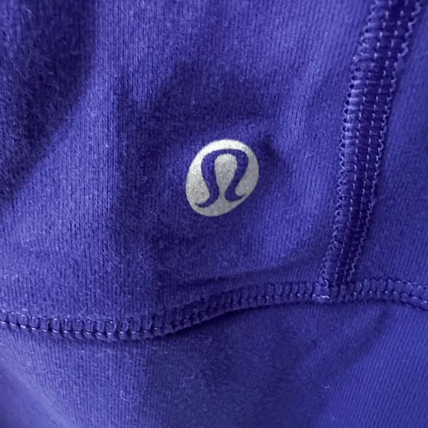 Lululemon in stride hoodie jacket sz 8 Blue - Image 3
