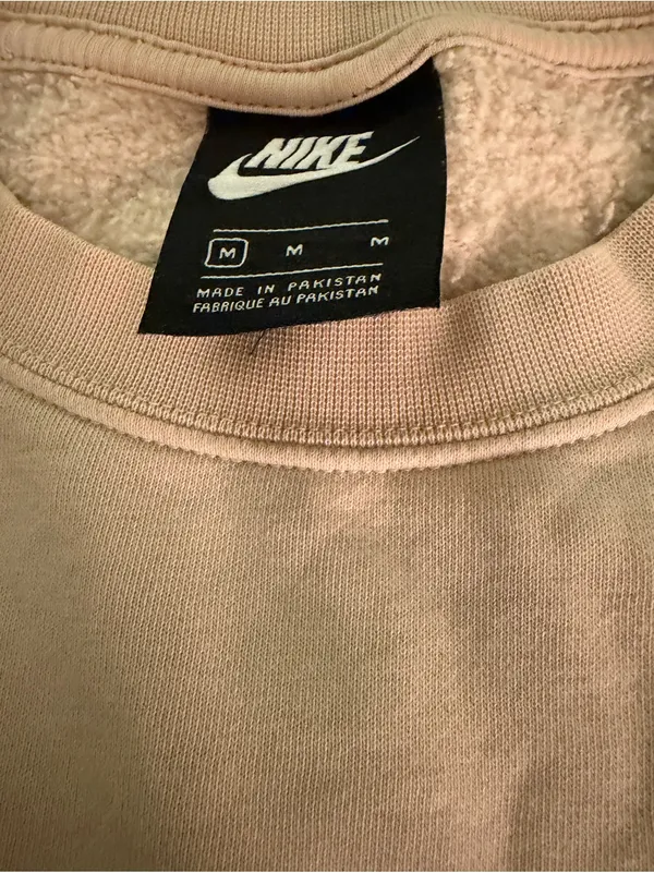 Nike Cropped Crewneck Beige Sweatshirt Women’s Medium - Image 3