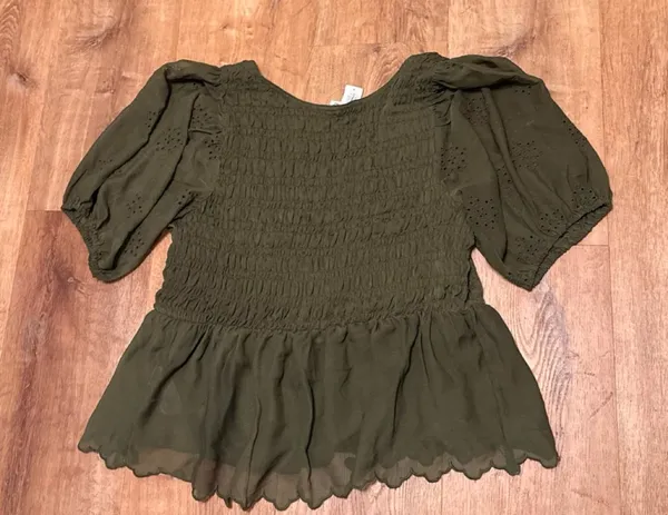 Old Navy Blouse - Image 5