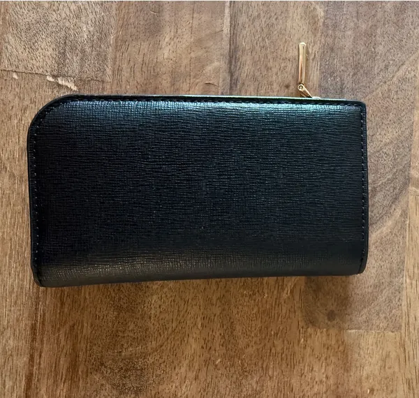 Kate Spade Devin Smooth Leather Small Slim Bifold Wallet - Image 4