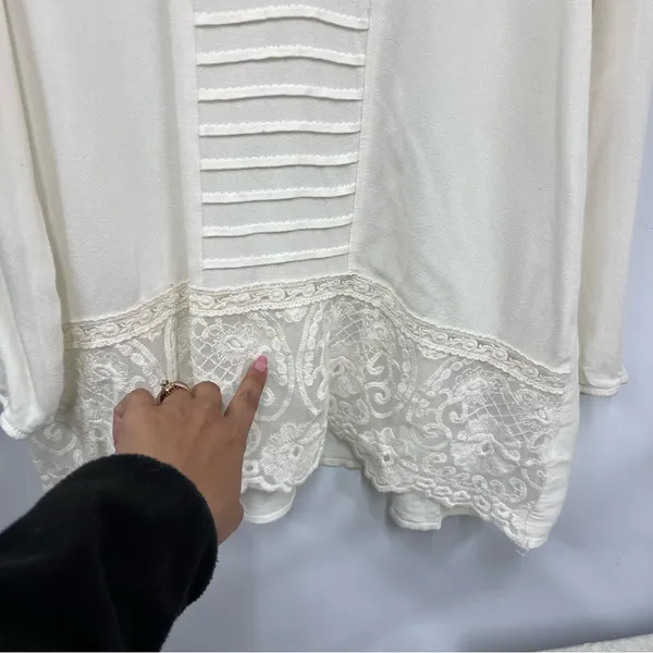 Maurices Cream Lace Detail Blouse size M sheer top embroidered hemline boho - Image 13