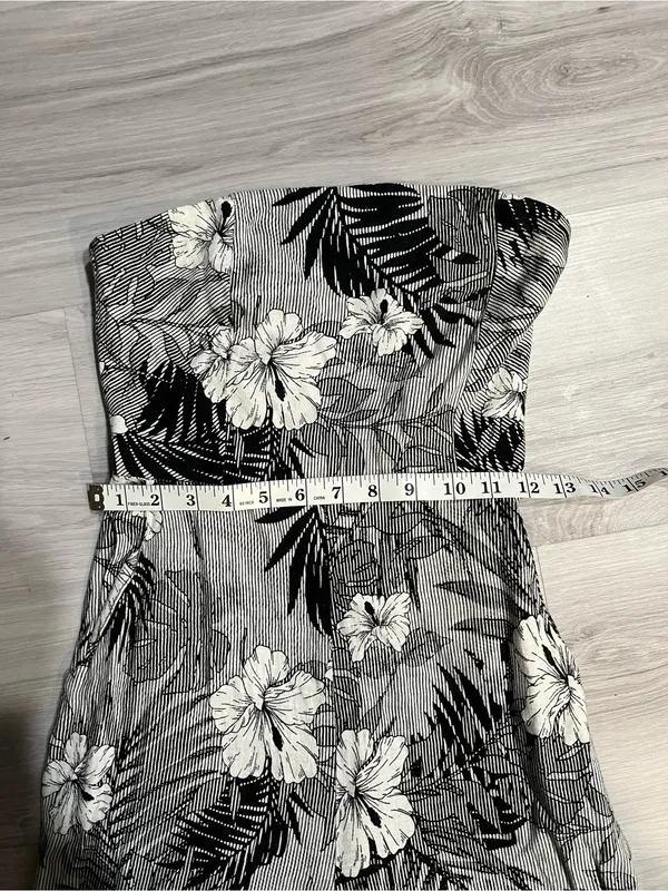 Gilli Black‎ & White Strapless Floral Wide-Leg Jumpsuit - Image 2