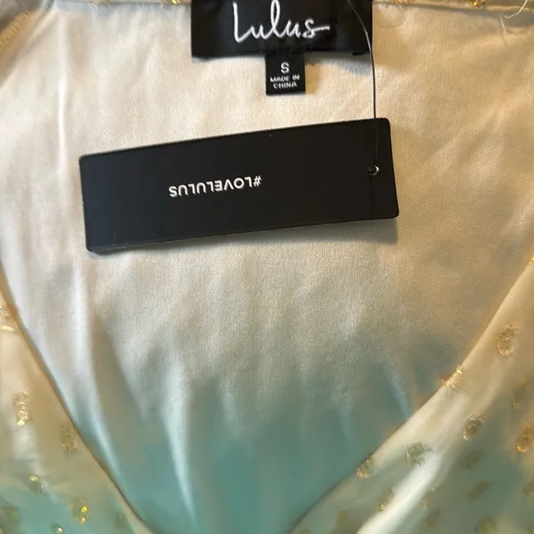 Lulus gold shimmer dot ruffle mini dress NWT size‎ small - Image 4