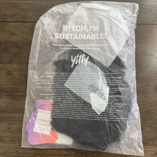 Fabletics Yitty Smoothing Lace Plunge Bralette Black - Image 3