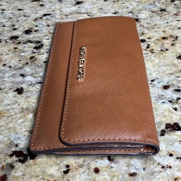 Michael Kors Brown Jet Set Saffiano Leather Snap Front Wallet - EUC - Image 3