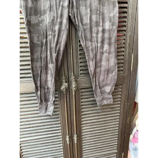 Lululemon Align joggers black camo high rise joggers women's 14 - Image 3
