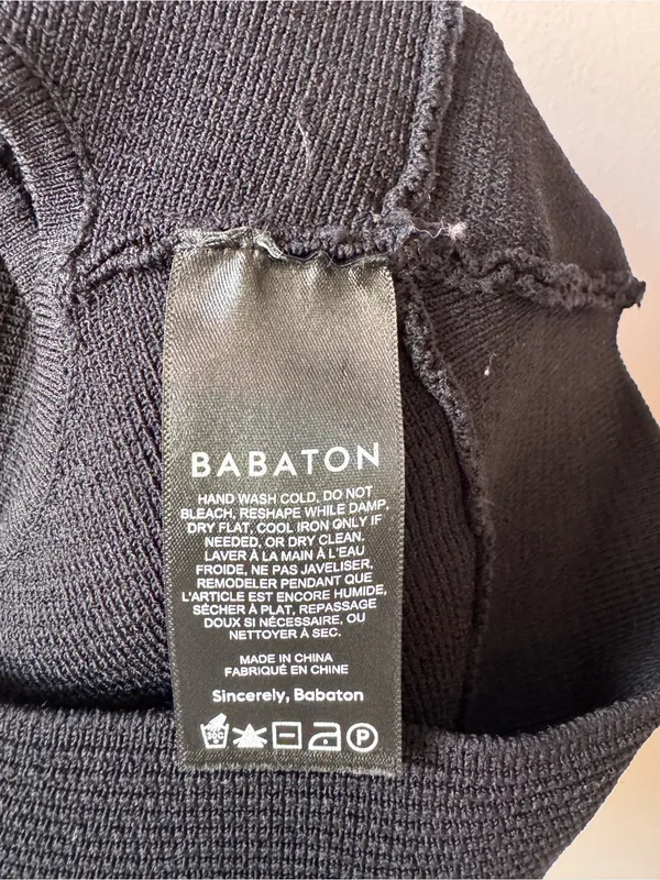 Babaton Aritzia Women’s Black Sculpt Knit Ribbed Plunging V Neck Tank Size Small - Image 7