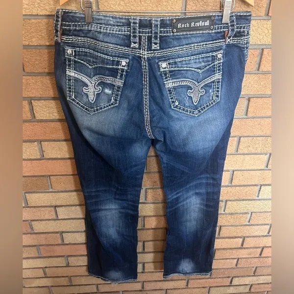 Rock Revival Vivian Easy Boot Distressed Rhinestone Embroidered Jeans Size 32 - Image 2