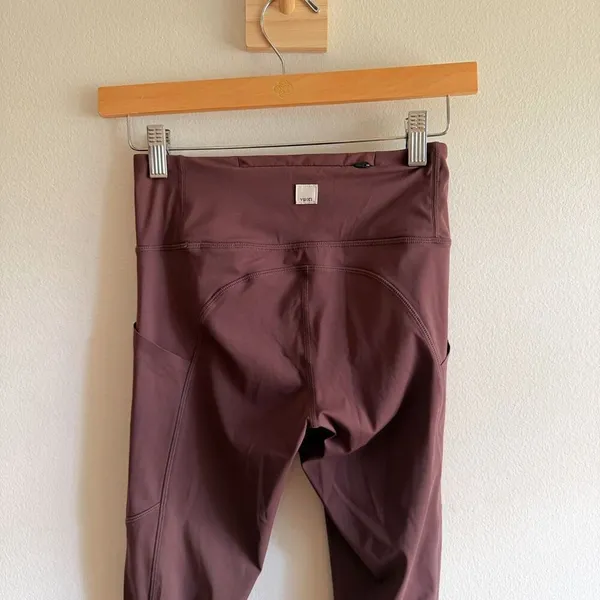 Vuori Stride Leggings in Chestnut Size XS - Image 5