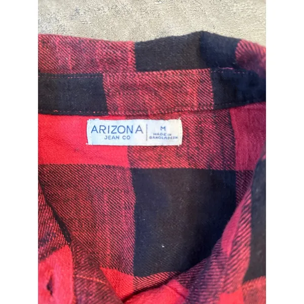 Arizona Jeans Women's red black buffalo plaid pattern Button‎ Down Size Medium - Image 6