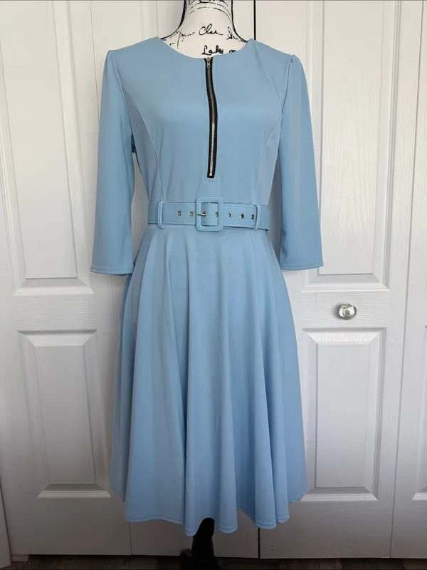 ChicMe Light Blue Belted Midi Dress with Front Zip Detail - Image 4